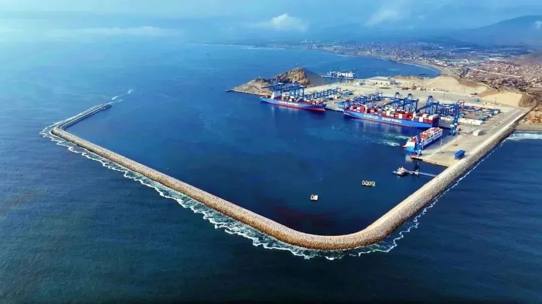 《中国企业报》专版报路MG不朽情缘建材共建“一带一路”，MG不朽情缘防水绿色产品助力秘鲁沉要港口建设